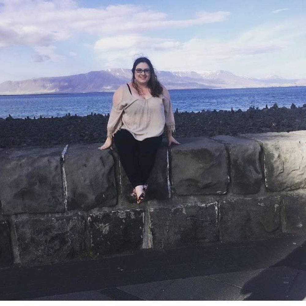 Meet your Posher, Danielle